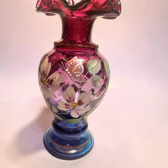 Fenton Hand Painted Art Glass Vase-Cranberry and Cobalt Ruffled 8”-Signed - Picture 10 of 10